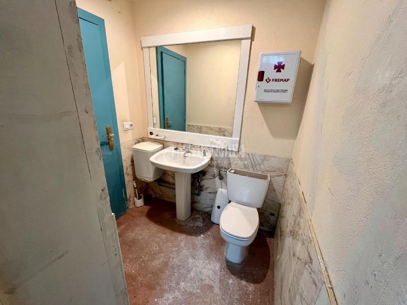 Foto 8a2684e0-5b93-4620-9f03-b3091f8bd33d. Local comercial  en venta en Huerta del Rey Valladolid