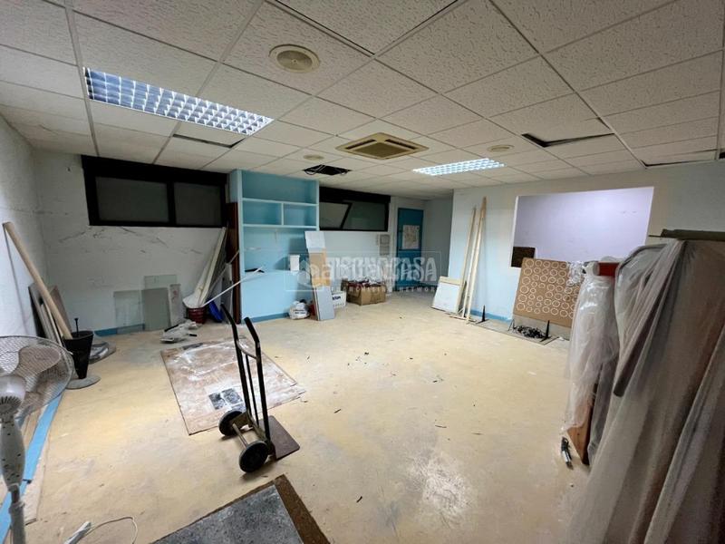 Foto 90ae8dd7-1efa-4694-adcd-ef8f4308cf4c. Local comercial  en venta en Huerta del Rey Valladolid