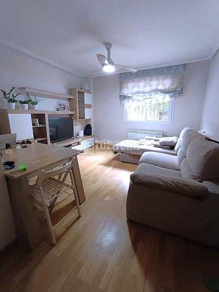 Foto cbc5a222-fd75-48b5-bf5f-bf78f821309f. Appartamento in Casco Histórico de Vallecas Madrid