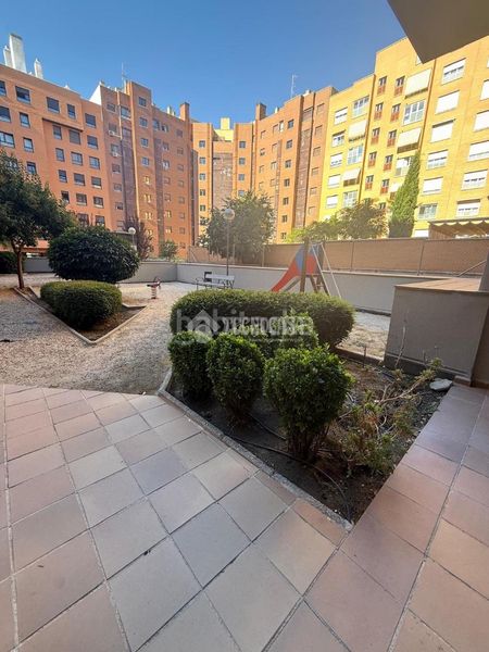 Foto fd656697-3633-450f-8a97-9d61f7830ef7. Pis amb calefacció aparcament a Ensanche de Vallecas-La Gavia Madrid