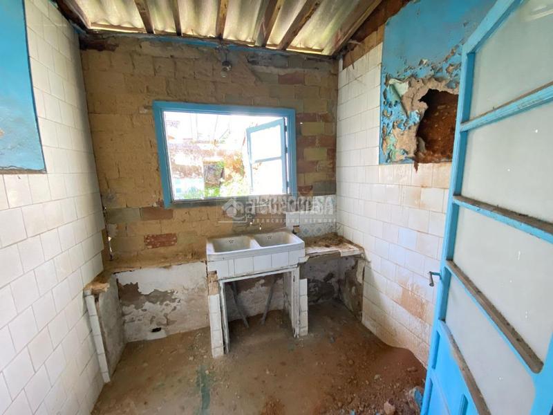 Foto 00d28d1c-7e51-4e7d-9bb1-46a21408fe78. Casa aparellada a El Arenal - La Pólvora Dos Hermanas