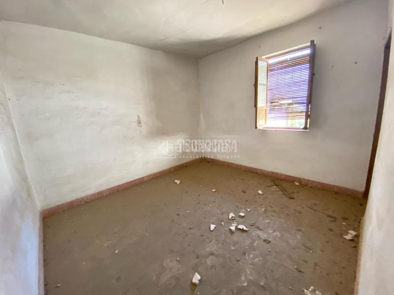 Foto c4fb9870-3dfe-4640-93c2-37f3a807bf12. Casa aparellada a El Arenal - La Pólvora Dos Hermanas