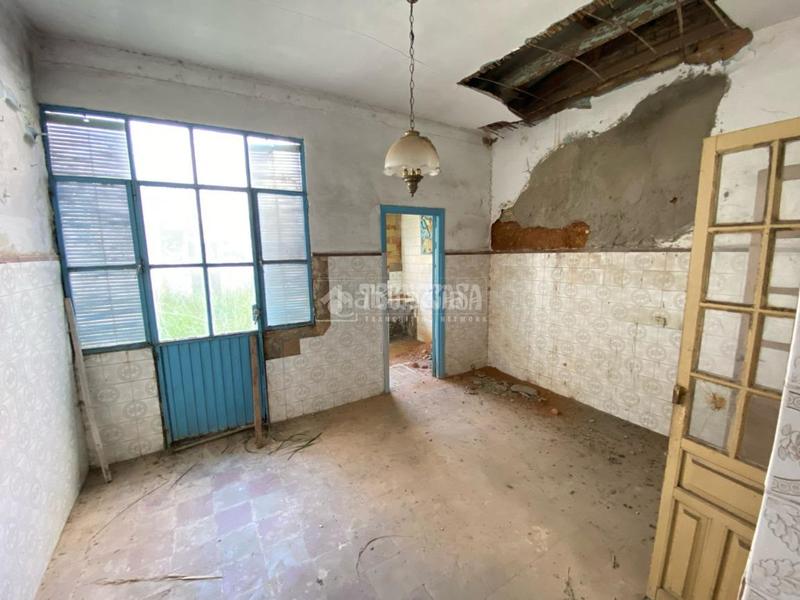 Foto d1c843e3-0abd-4dd0-ae43-349264a3ef78. Casa aparellada a El Arenal - La Pólvora Dos Hermanas