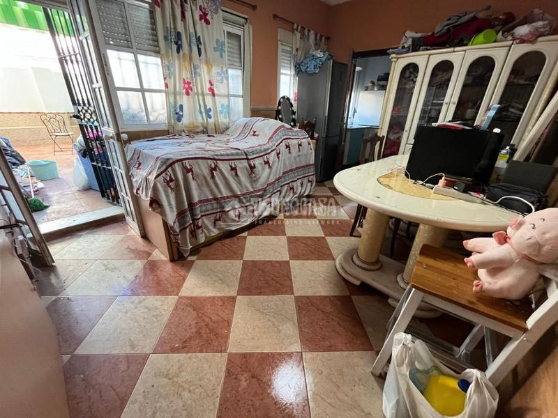 Foto b476cc7d-831c-4f75-a19f-138a9e6f400b. Casa pareada casa en venta en Vista Azul - Consolación Dos Hermanas