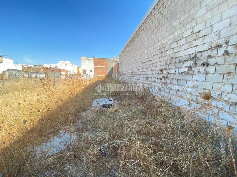 Foto 11609536-5b07-4727-bc62-48f3ae229aa9. Terreny residencial a Centro - Doña Mercedes Dos Hermanas