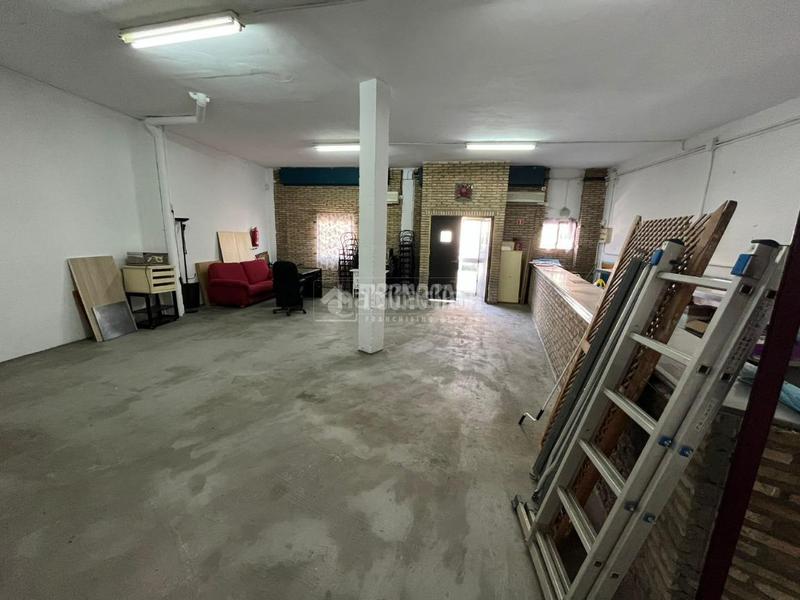 Foto a9ff04a8-d680-49d3-9a89-8cf686ea19f4. Local comercial a Vista Azul - Consolación Dos Hermanas