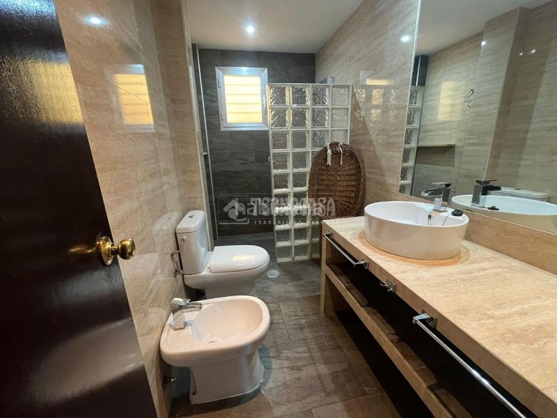 Foto 8dfe17f3-f2dc-460b-9c10-fc1bb720540e. Pis amb aparcament a Vista Azul - Consolación Dos Hermanas