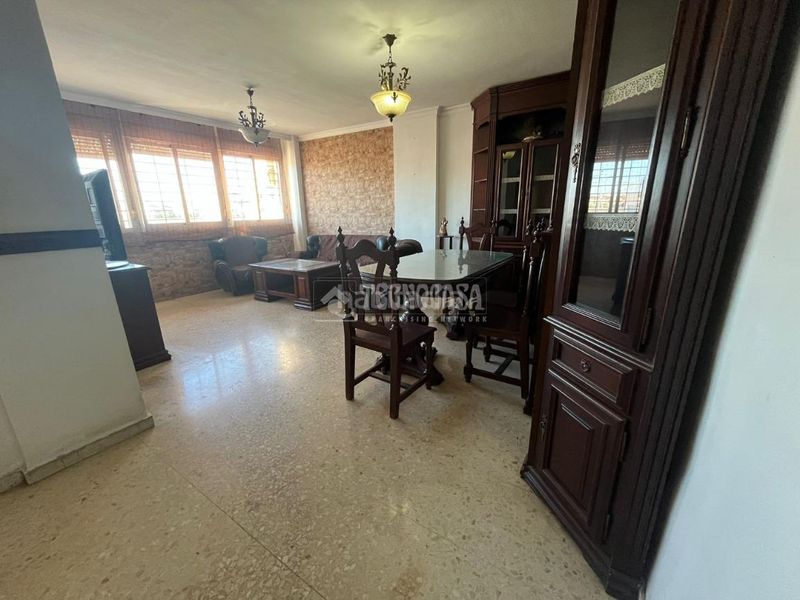 Foto cc9f3cbb-997e-4308-8448-73d13c51db57. Pis amb aparcament a Vista Azul - Consolación Dos Hermanas