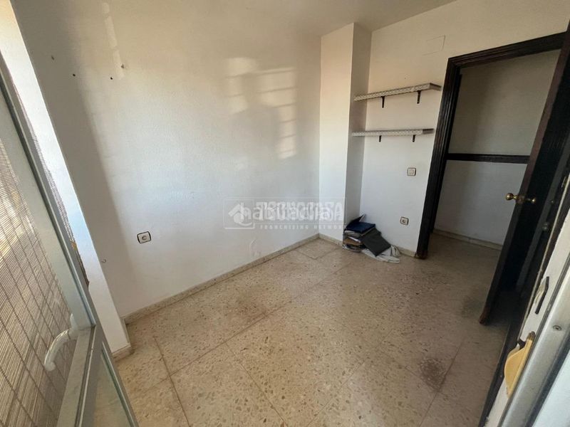 Foto fbd9d084-25d4-49c2-8d6c-6c0634207c07. Pis amb aparcament a Vista Azul - Consolación Dos Hermanas