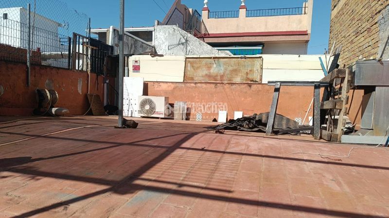 Foto 481820ee-2a85-4072-bc3c-455986caae30. Casa aparellada a Centro - Doña Mercedes Dos Hermanas