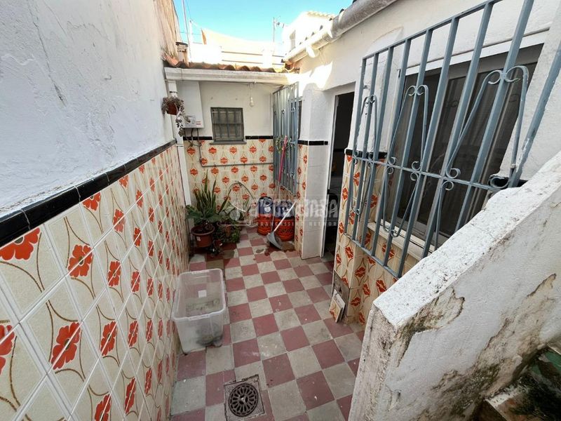 Foto 2bb6e710-8596-4376-95d8-aaaef7fd54d7. Casa aparellada a Centro - Doña Mercedes Dos Hermanas