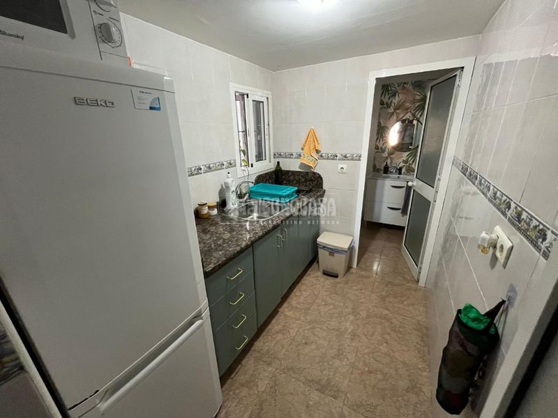 Foto bf707b95-d5e2-4334-9d5e-f3b26282f653. Casa aparellada a Centro - Doña Mercedes Dos Hermanas