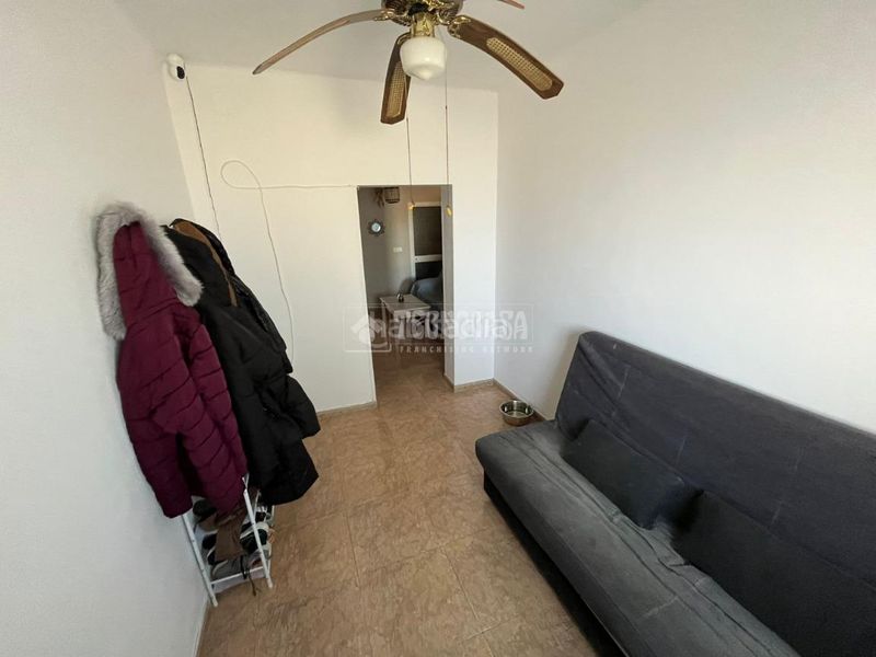 Foto c72cd9e8-ef6c-4683-b924-71b4939379d2. Casa aparellada a Centro - Doña Mercedes Dos Hermanas