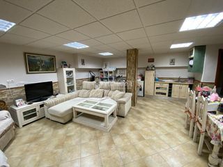 Casa bifamiliare in Centro - Doña Mercedes. Casa en venta en dos hermanas