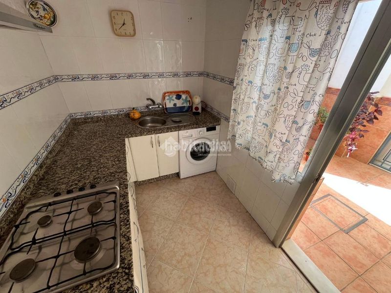 Foto 5a2dbbcc-8da4-4919-8277-550e2cc0a095. Casa amb calefacció aparcament a Centro - Doña Mercedes Dos Hermanas