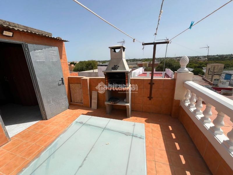 Foto 8323012e-6fef-46d3-a1ac-7b3146ae52a5. Casa amb calefacció aparcament a Centro - Doña Mercedes Dos Hermanas
