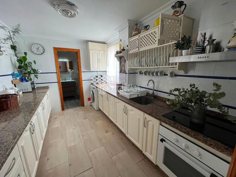 Foto f830fee2-4f61-4dbb-ae51-2e8679d72ea4. Casa amb calefacció aparcament a Centro - Doña Mercedes Dos Hermanas