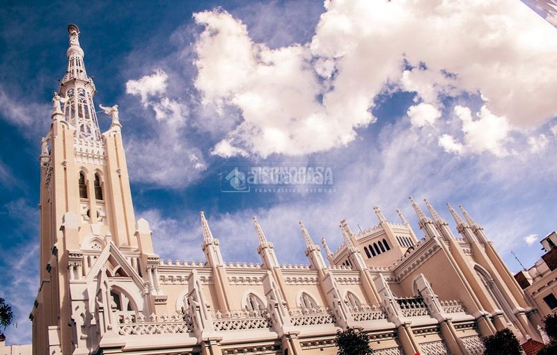Foto e849dc1a-3528-4aa1-8053-1e01fcdef30b. Pis a Recoletos Madrid