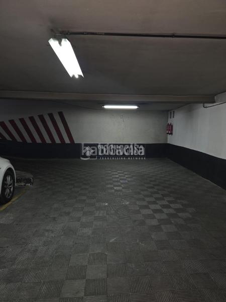 Foto 99ea82c7-0747-4c8e-8859-b0ad6031ce2c. Parking coche boxplaza de garaje en venta en Fuente del Berro Madrid