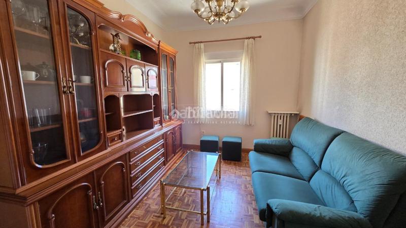Foto 0f55ceb4-c1c7-45df-9591-54552543c9d9. Piso  en venta en Fuente del Berro Madrid