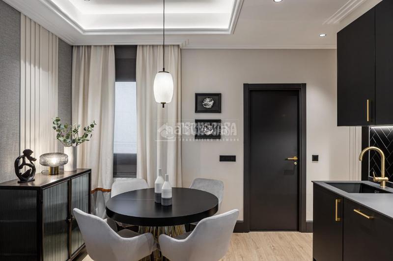 Foto 796c7a66-607a-44fb-8036-bfd2fef8d390. Piso  en venta en Fuente del Berro Madrid