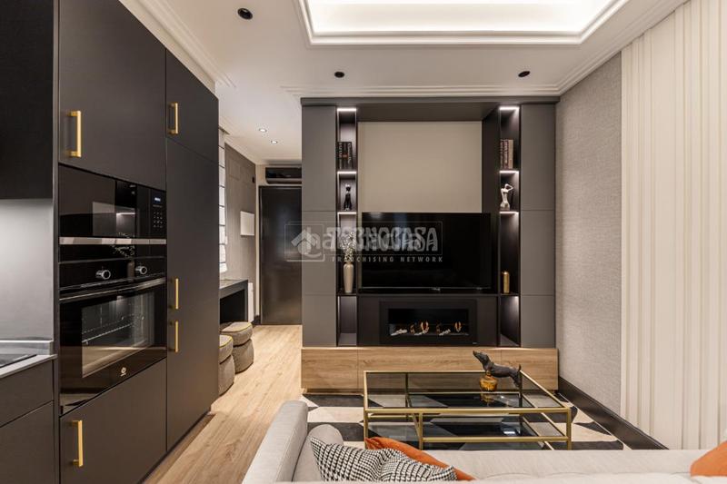Foto cfe096ff-aa40-49a5-a5d6-b52d14d453f7. Piso  en venta en Fuente del Berro Madrid