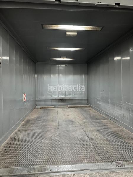 Foto 1fcc4da8-b68b-4d64-9d6a-2030eacdc93b. Parking coche boxplaza de garaje en venta en Fuente del Berro Madrid