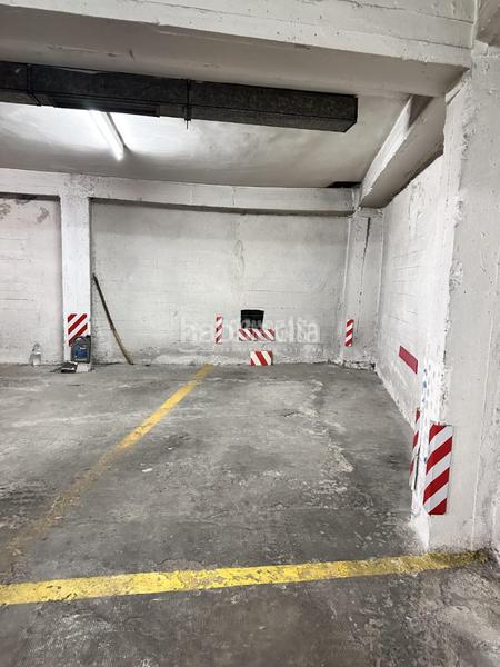 Foto d19bdbc0-3611-477a-a14a-be27c66e06a6. Parking coche boxplaza de garaje en venta en Fuente del Berro Madrid