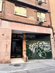 Parking coche en Fuente del Berro. Boxplaza de garaje en venta en madrid