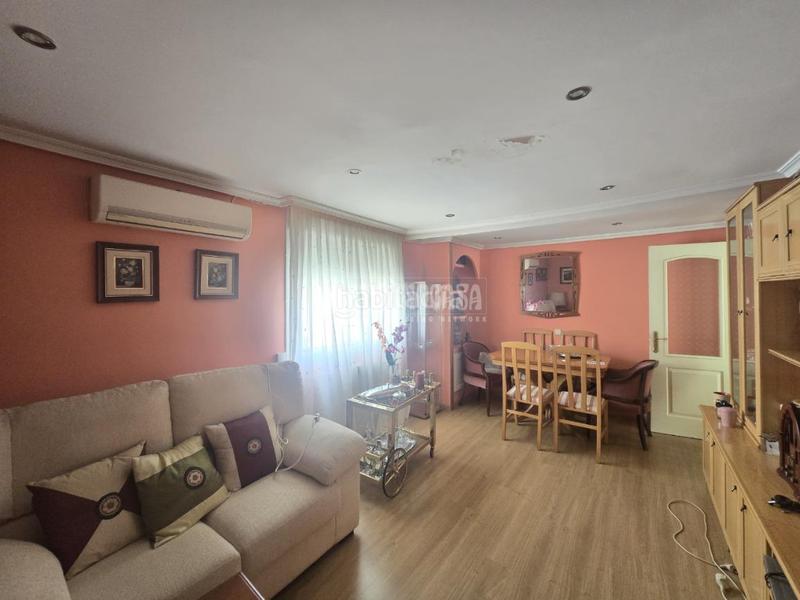 Foto 9df3b4ae-0de3-486e-93ca-e6d5ae2d8555. Dachwohnung in Fuente del Berro Madrid