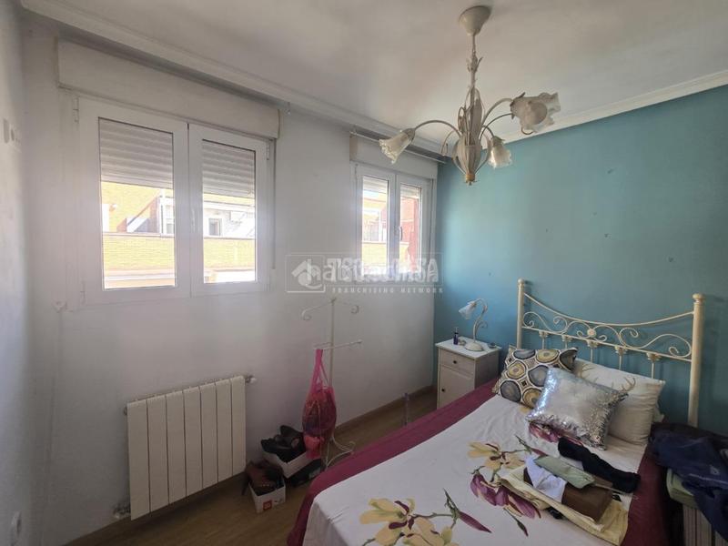 Foto c00a9ced-ec64-4cdd-ac00-64a19288b587. Dachwohnung in Fuente del Berro Madrid