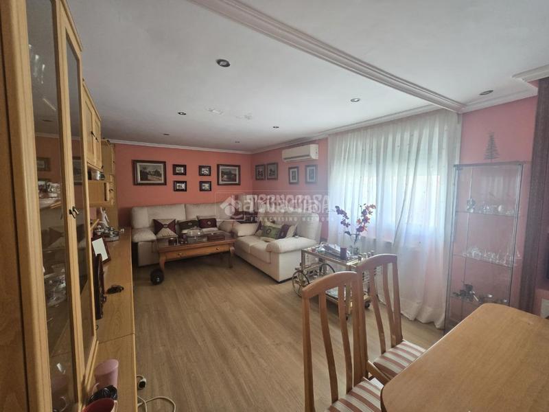 Foto d128a141-903b-4305-be40-fbd8c7e5cbd7. Dachwohnung in Fuente del Berro Madrid