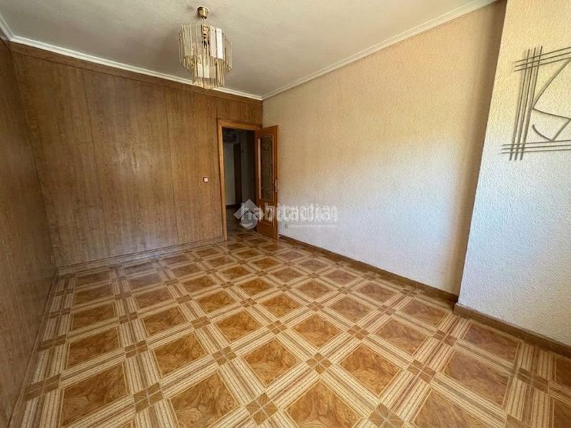 Foto 08602303-69d8-4514-96ff-914c7306d0fd. Piso  en venta en Fuente del Berro Madrid
