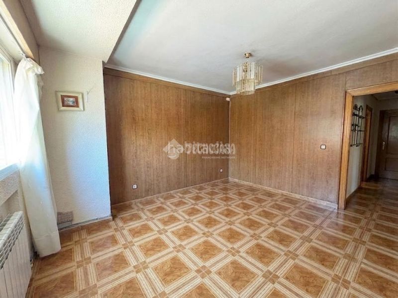 Foto aeace3cd-0d95-4a50-909f-246ceb94e721. Piso  en venta en Fuente del Berro Madrid