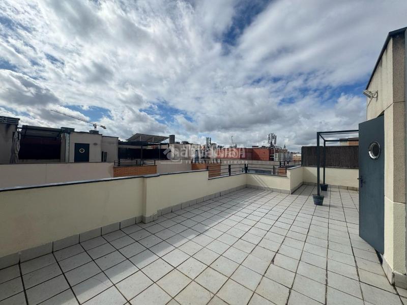 Foto 4640c9e8-974c-4996-a243-0e636186e862. Loft amb calefacció aparcament a Simancas Madrid