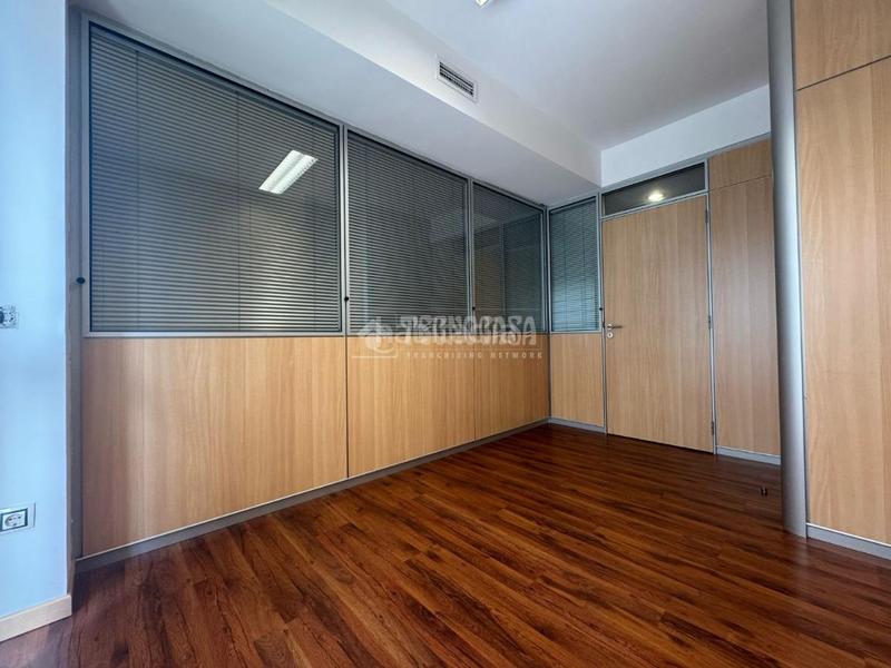 Foto 4e2e359c-45ea-424c-a196-01ed5eed0e48. Loft amb calefacció aparcament a Simancas Madrid