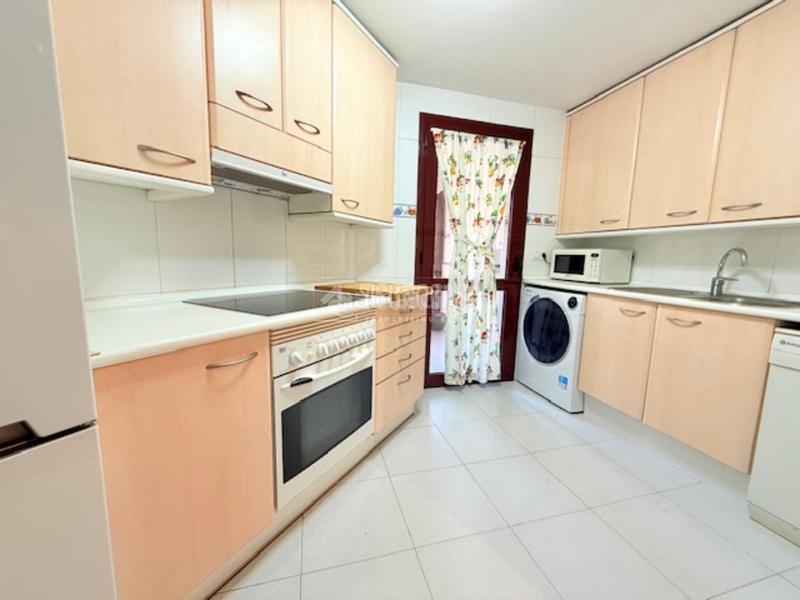 Foto 1c1aee53-0fa2-4378-86b5-bab3d0195b14. Alquiler piso  en alquiler en Simancas Madrid