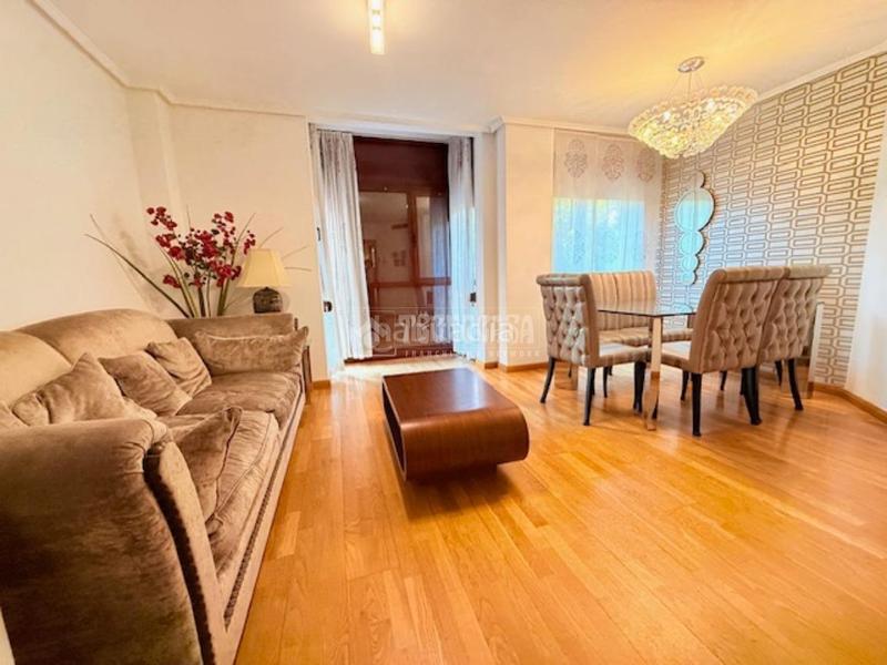 Foto 89bd7686-2d28-4e48-8ed8-30d7654d3dae. Alquiler piso  en alquiler en Simancas Madrid