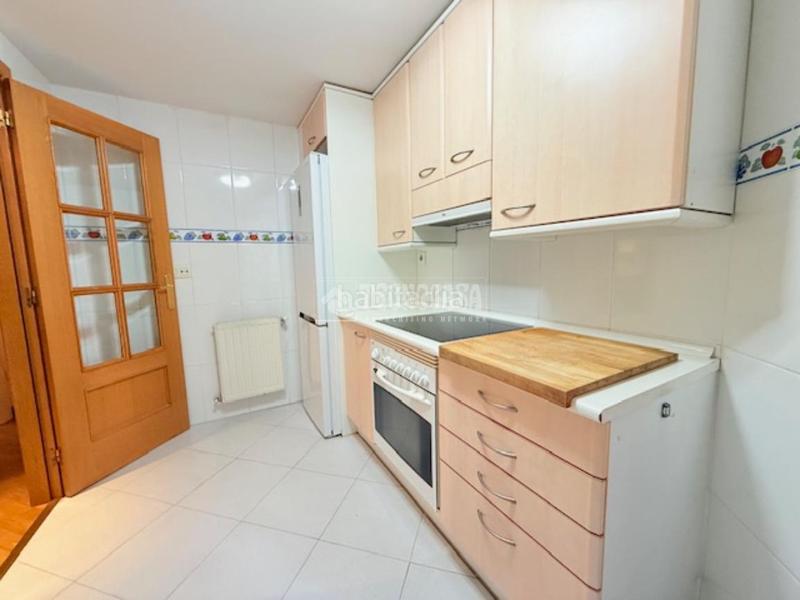 Foto b1f77fc7-5044-4105-ad50-a5542fb81785. Alquiler piso  en alquiler en Simancas Madrid