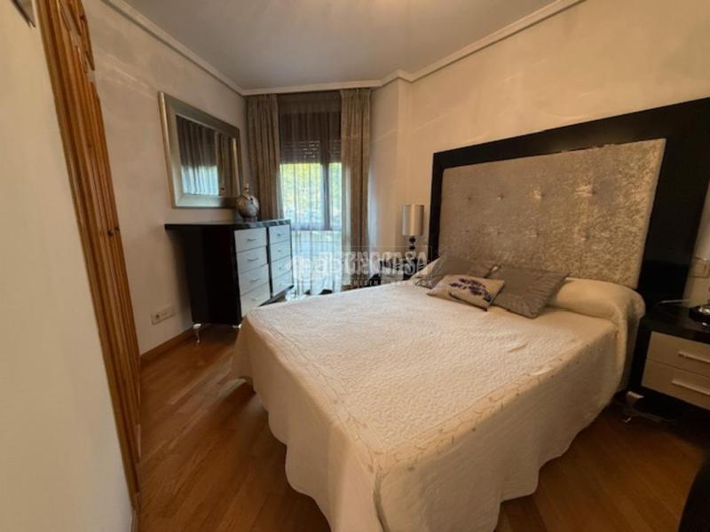 Foto d77e2f3b-9939-4f10-8a35-8c8d4063ae13. Alquiler piso  en alquiler en Simancas Madrid