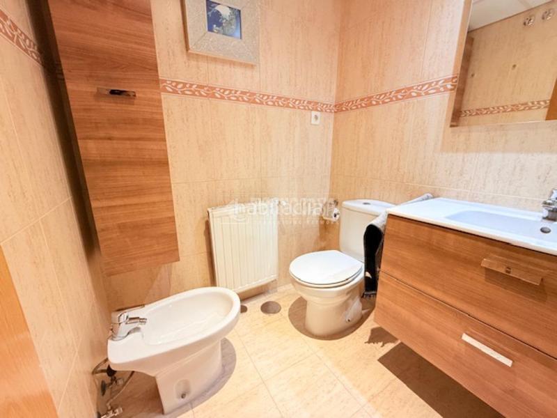 Foto 0234fc50-acad-4d6f-a36e-e28a21d47747. Location appartement avec chauffage parking dans Simancas Madrid