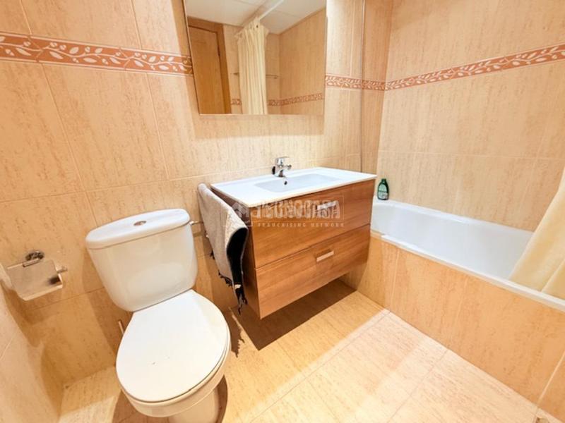 Foto 70c737ef-27cc-4db3-be4d-1ffb1e0728a3. Location appartement avec chauffage parking dans Simancas Madrid