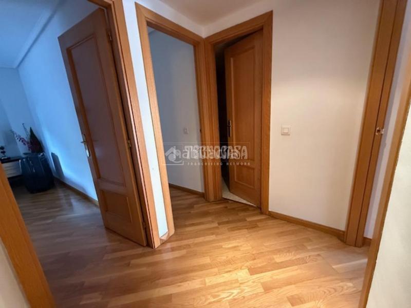 Foto 6f2c4ba2-3ce1-49bf-b161-030cff475dea. Miete etagenwohnung mit heizung parking in Simancas Madrid