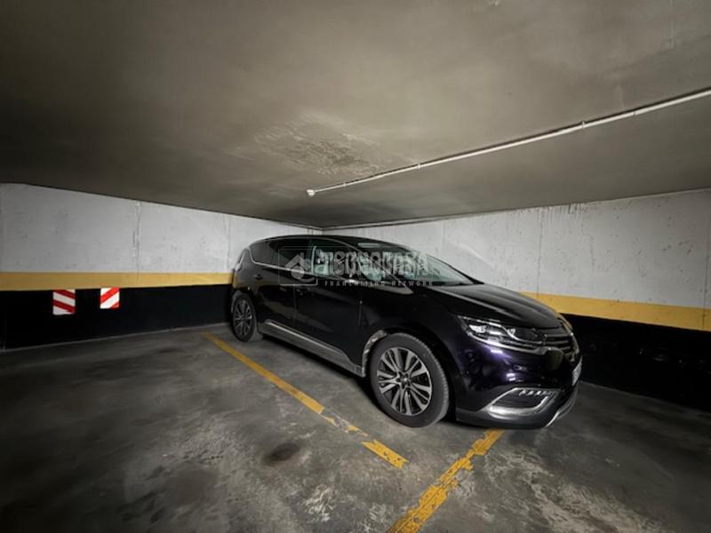 Foto b13643f7-d08e-4486-b966-bedd9904e64e. Rent flat with heating parking in Simancas Madrid