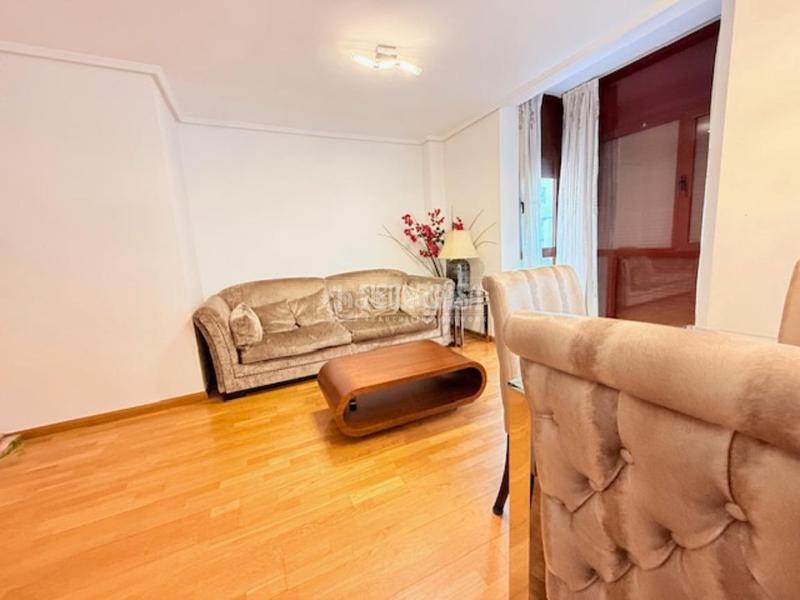 Foto ed30222b-d683-474c-ae65-afff1ee26c55. Rent flat with heating parking in Simancas Madrid