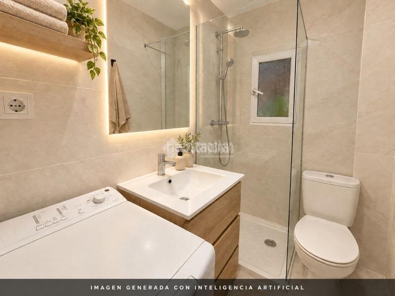Foto 24be1d2e-1a1c-4671-8079-7a700bb98075. Etagenwohnung in Canillejas Madrid