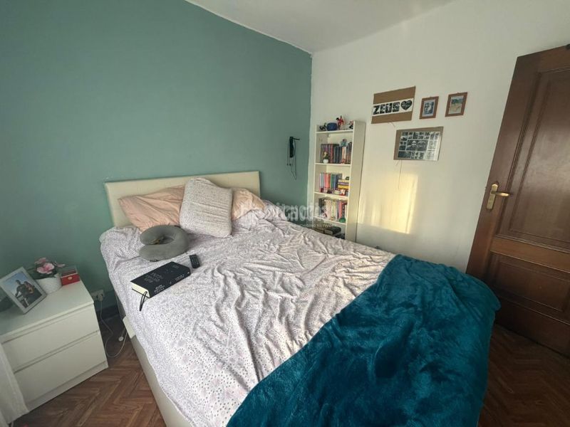 Foto 5d3073fe-bad2-49d7-93d3-905048ed1e71. Etagenwohnung in Canillejas Madrid