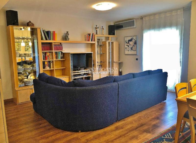 Foto 37293d07-1065-4819-9302-b72128a05de2. Rent flat with pool in Sector B Boadilla del Monte