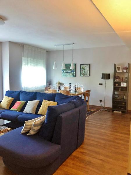 Foto 5a0a9171-b212-475b-9641-bea792b62d39. Rent flat with pool in Sector B Boadilla del Monte