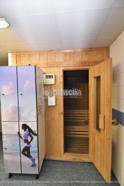 Foto c56a8c46-55e0-4f11-a059-ec308f106702. Flat with pool in Viñas Viejas Boadilla del Monte